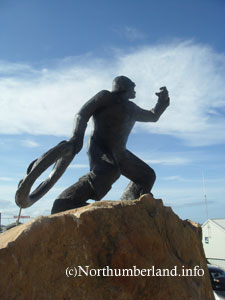 Seahouses statue
